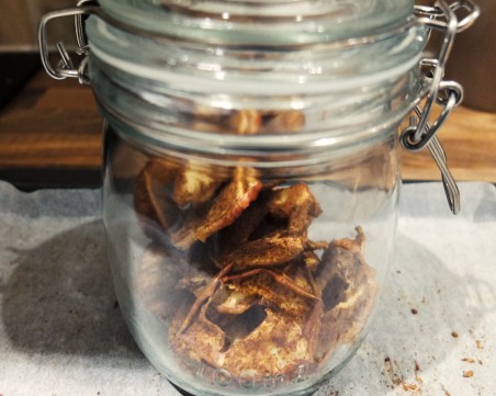 dried apple in jar